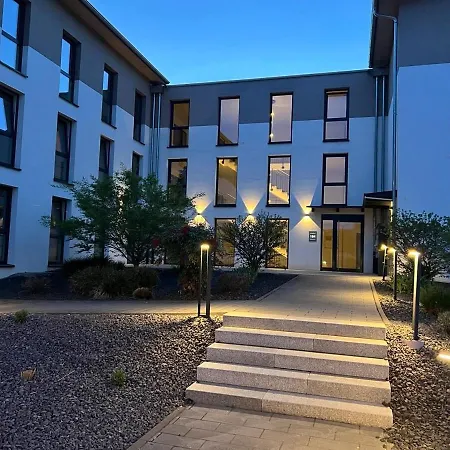 Daire Jellys - 70qm - Balkon - Kueche - Parken - 2x Smart Tv - King Size Bett - Nur 5min Zum Europa Park Rheinhausen