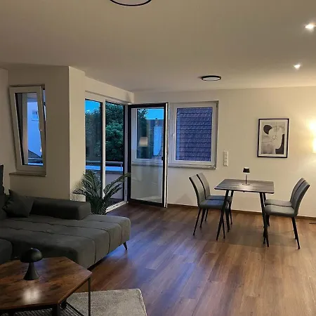 Jellys - 70qm - Balkon - Küche - Parken - 2x Smart Tv - King Size Bett - Nur 5min Zum Europa Park