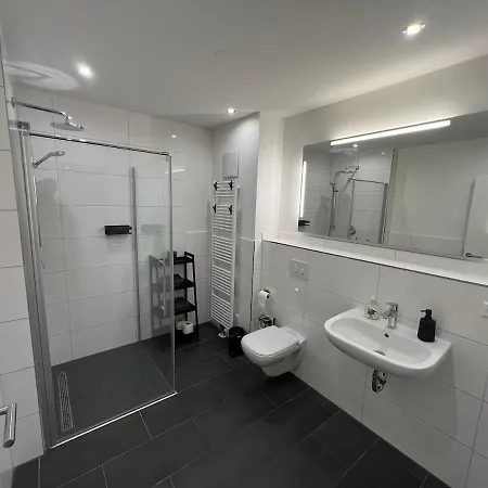 Daire Jellys - 70qm - Balkon - Kueche - Parken - 2x Smart Tv - King Size Bett - Nur 5min Zum Europa Park
