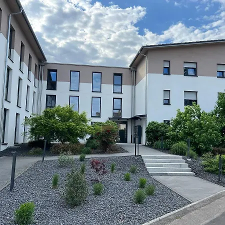 Apartman Jellys - 70qm - Balkon - Kueche - Parken - 2x Smart Tv - King Size Bett - Nur 5min Zum Europa Park *