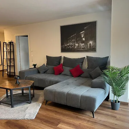 Daire Jellys - 70qm - Balkon - Kueche - Parken - 2x Smart Tv - King Size Bett - Nur 5min Zum Europa Park Rheinhausen