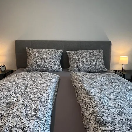 Jellys - 70qm - Balkon - Küche - Parken - 2x Smart Tv - King Size Bett - Nur 5min Zum Europa Park